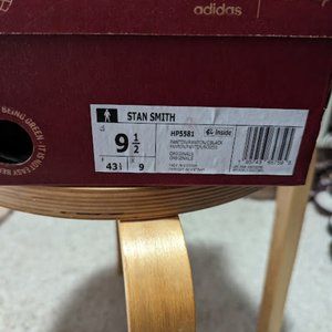 Stan Smith Peter Pan - Captain Hook’ Disney Men's 9.5 Brand new